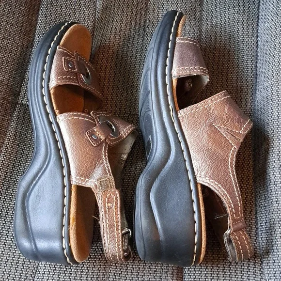 Clarks Sandals - Picture 2 of 4
